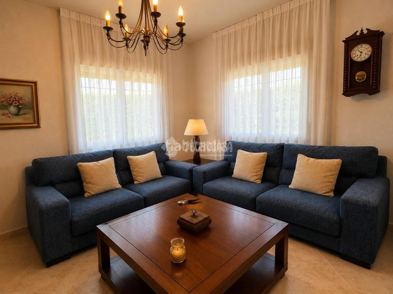 Foto 7f0ee814-36b7-425a-babc-7153e9115132. Casa a Carranque