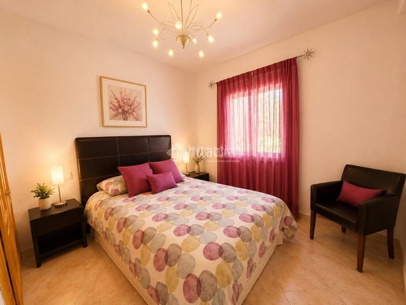 Foto ecaf6246-fd99-476d-a936-eb1826451676. Casa a Carranque