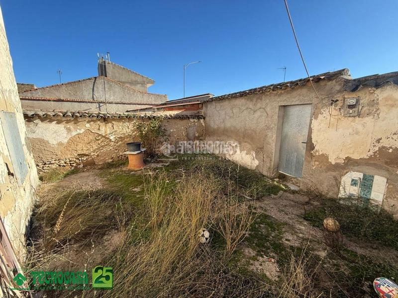 Foto 00f2a81c-ed00-44af-a171-055a400e4c19. Maison jumelée dans Poblete