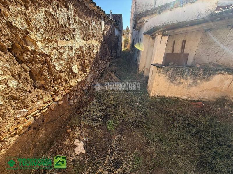 Foto a505ad74-745b-4a87-ab56-e679343ce879. Maison jumelée dans Poblete