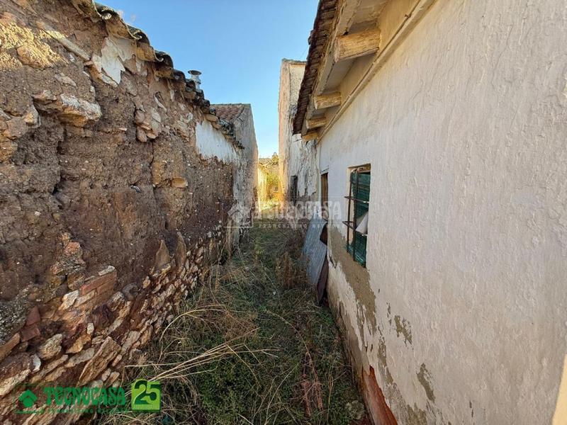 Foto bc837980-1573-4aa0-a477-84b43dc75272. Maison jumelée dans Poblete