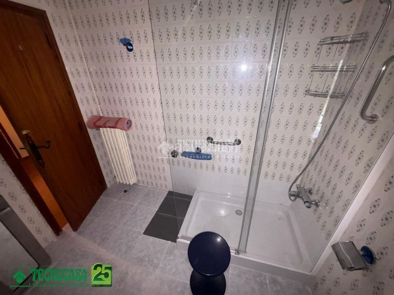 Foto 8e0d4b63-b763-4fcb-816d-ea312f07f6fc. Casa amb aparcament a Poblete