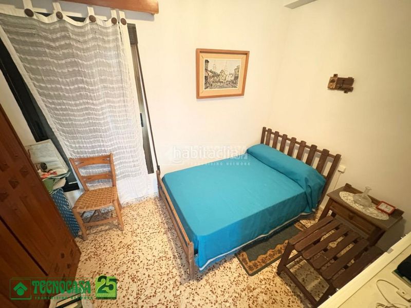 Foto a79554dd-83a0-461e-b94b-00340fb8534d. Casa amb aparcament a Poblete