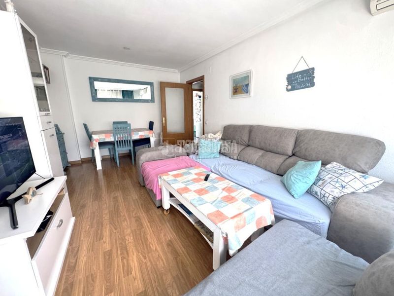 Foto da6d29f8-d03e-49ca-820e-7cf7d192f00c. Pis amb calefacció aparcament a Espartales Alcalá de Henares