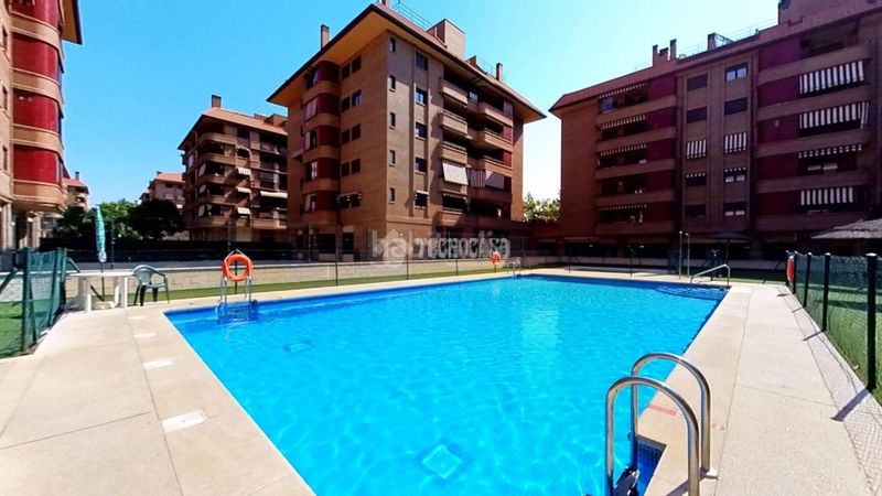 Foto 1e2ad7e8-b923-4c92-a143-03ca8ef1f771. Pis amb aparcament piscina a Ciudad 10 Alcalá de Henares