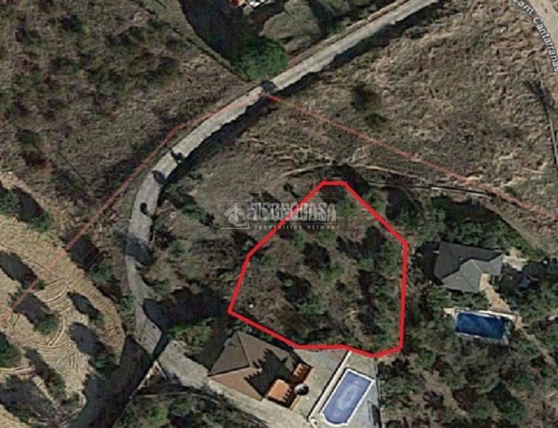 Foto ecf36908-2b3d-4849-adf7-adf7283193fd. Residential plot in Santorcaz