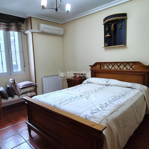 Foto 0daf0179-eaf2-420c-99bf-3ceff70f6429. Maison jumelée avec chauffage dans Jódar