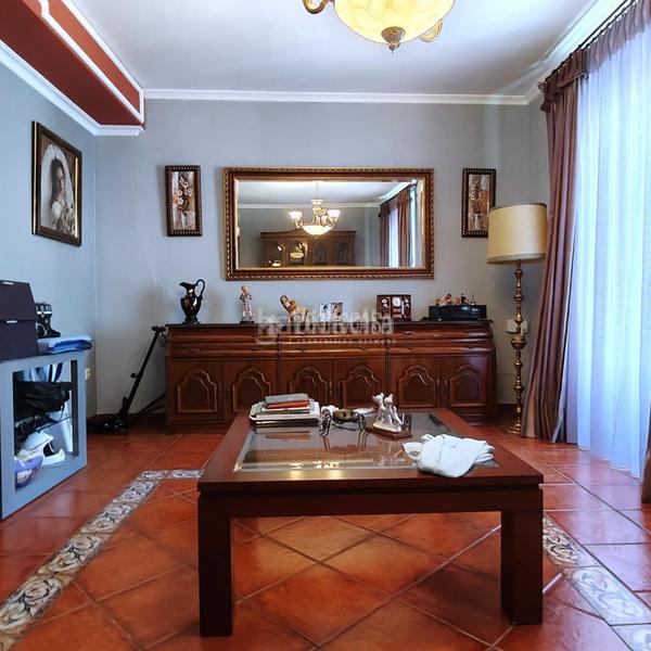 Foto 1b3bc4af-2f8f-4bbb-97bd-38bdec85db9d. Maison jumelée avec chauffage dans Jódar