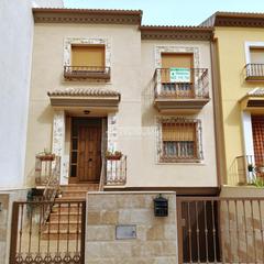Casa aparellada a Jódar. Casa en venta en jódar