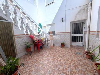 Casa aparellada a Jódar. Casa en venta en jódar