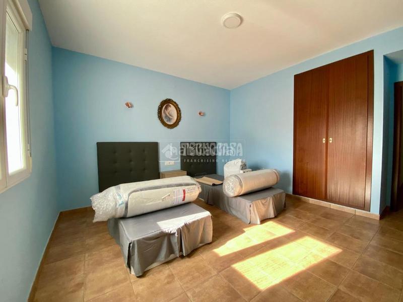 Foto 6ee1f87d-8062-4454-af3b-a7343b542d2d. Casa pareada casa en venta en Sabiote