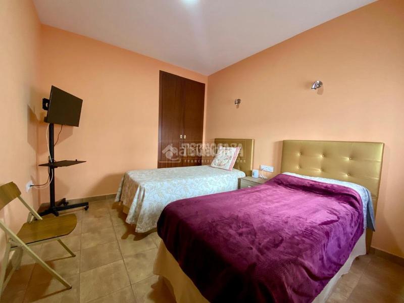 Foto a9b1e0cf-d46f-40d0-a285-961b8474bdf9. Casa pareada casa en venta en Sabiote