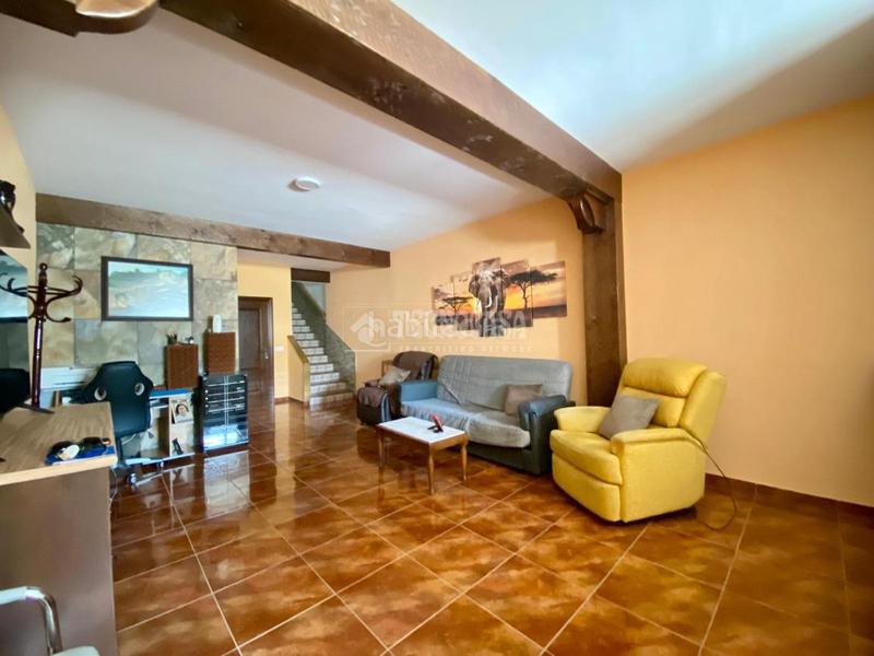 Foto ced4bed6-065f-4fe0-8a06-8c8c777d536c. Casa pareada casa en venta en Sabiote