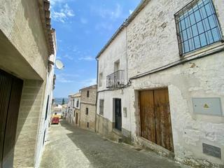 Casa aparellada  C. argolla. Casa en venta en sabiote
