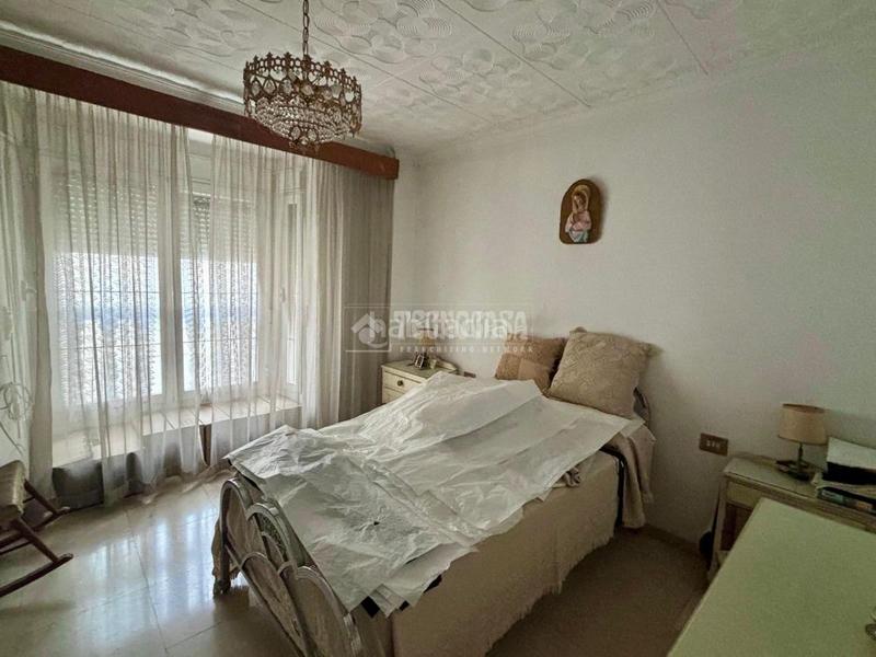 Foto a207913f-222a-4cec-b6ba-e4aec6be028a. Casa pareada casa en venta en Jódar