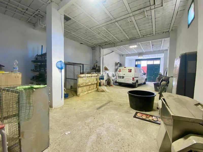 Foto 9d711424-6f71-432a-9bc6-6e5a4d080ba7. Aparcament cotxe a Úbeda