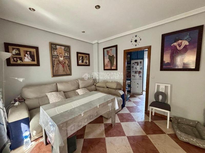 Foto 073459cb-6774-45dc-9b2b-dc937042736c. Maison jumelée avec chauffage dans Jódar