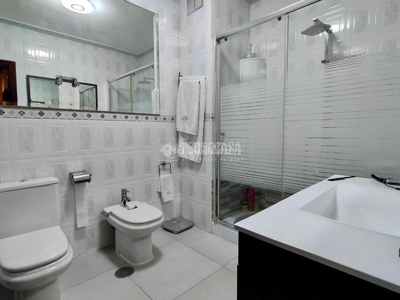 Foto 22d9237a-8d76-4030-91b7-a037e19575cf. Flat with heating parking in Úbeda