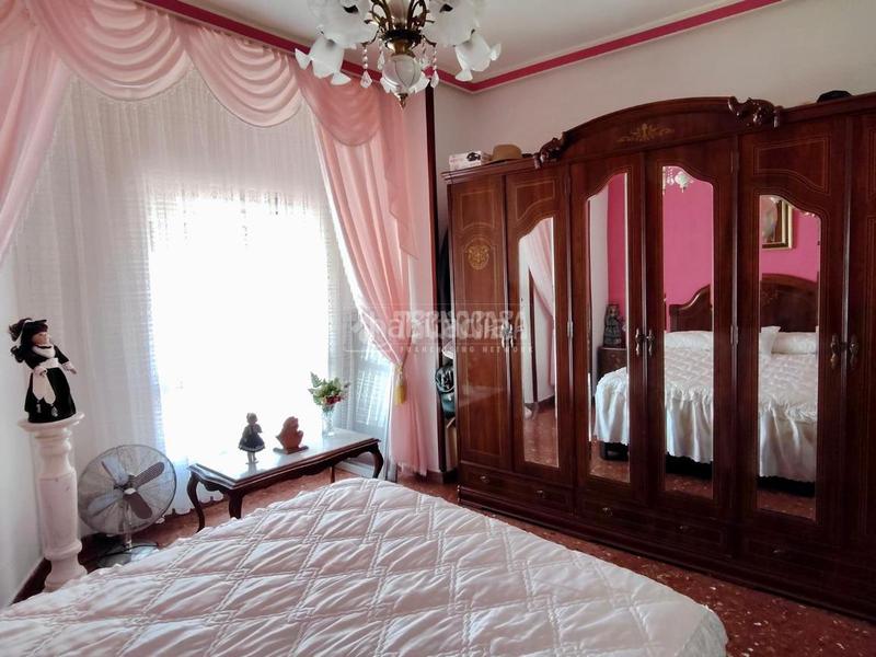 Foto 76299b57-b1af-43de-8dbd-098833561235. Flat with heating parking in Úbeda