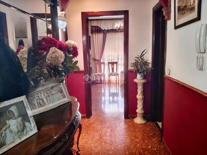 Foto 805b0acc-5e47-46d5-b3b2-a5451807d29c. Flat with heating parking in Úbeda