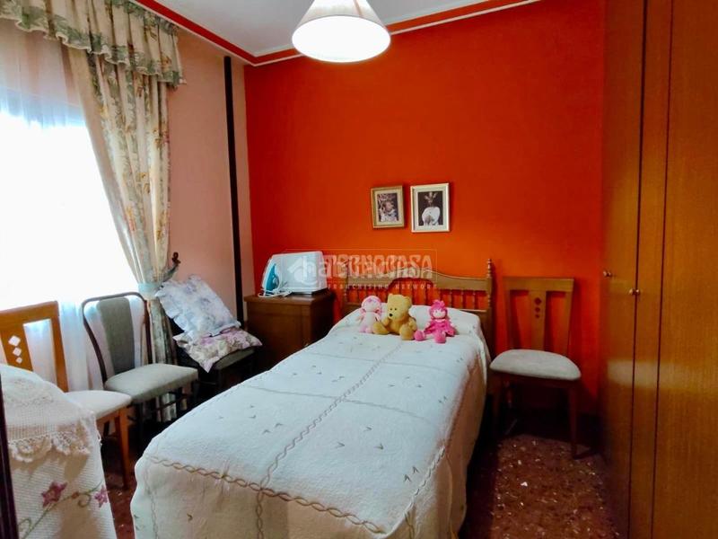 Foto af1ff2b4-a268-4dcb-ae3e-287d9b691876. Flat with heating parking in Úbeda