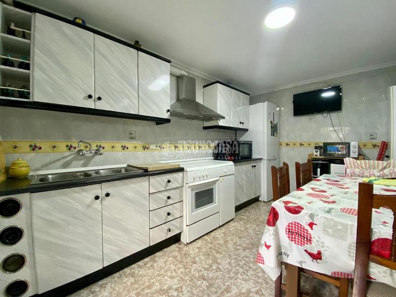 Foto 9f3a5e0c-c1d8-4933-83d1-1890e397473b. Casa pareada casa en venta en Sabiote