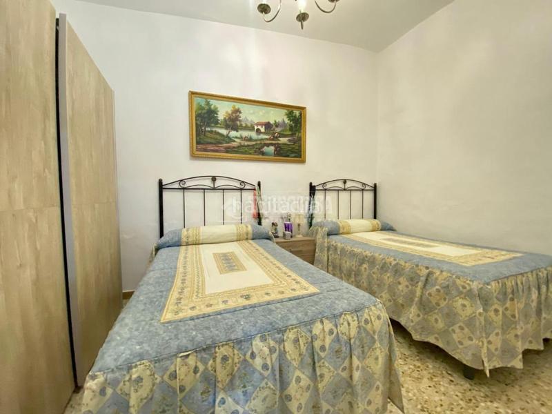Foto b1e0f08b-8d90-407e-84a2-2e59e0b94928. Casa pareada casa en venta en Sabiote