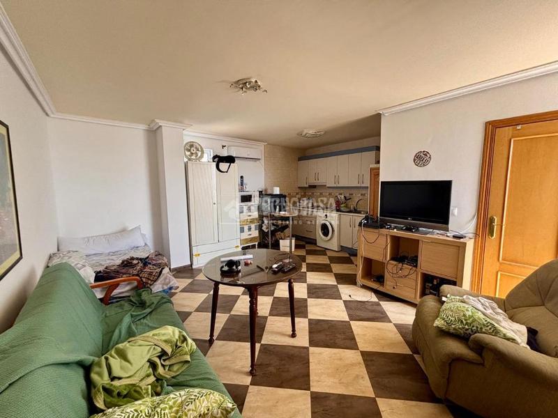 Foto a217ce15-d7da-49ec-90d1-3fa92b537c79. Flat with heating in Jódar