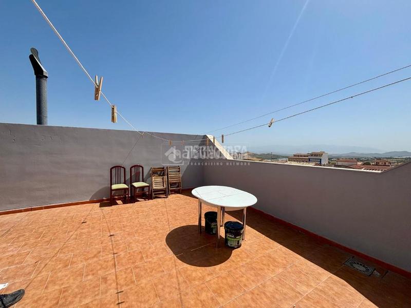 Foto c70ebdc0-17b9-4c6d-ac15-b09f3b1ecc74. Flat with heating in Jódar