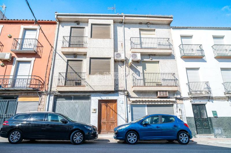 Foto 5c1e8f5d-4b2f-4a51-ba38-6c1693b9f156. Casa aparellada a Jódar