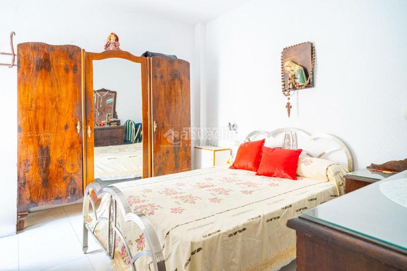 Foto 99f63fb4-19cf-4271-b922-4f41ccd4fab3. Casa aparellada a Jódar