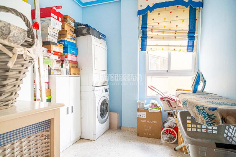 Foto 17262bea-86fd-4785-bb64-ef9e3ca31140. Flat with heating in Jódar