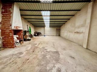 Aparcament cotxe  C. cuevas. Boxplaza de garaje en venta en cabra del santo cristo