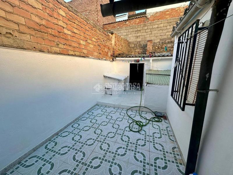 Foto cb0fc44f-c7a6-47cc-802a-96363f68c6f6. Casa  en venta en Jódar