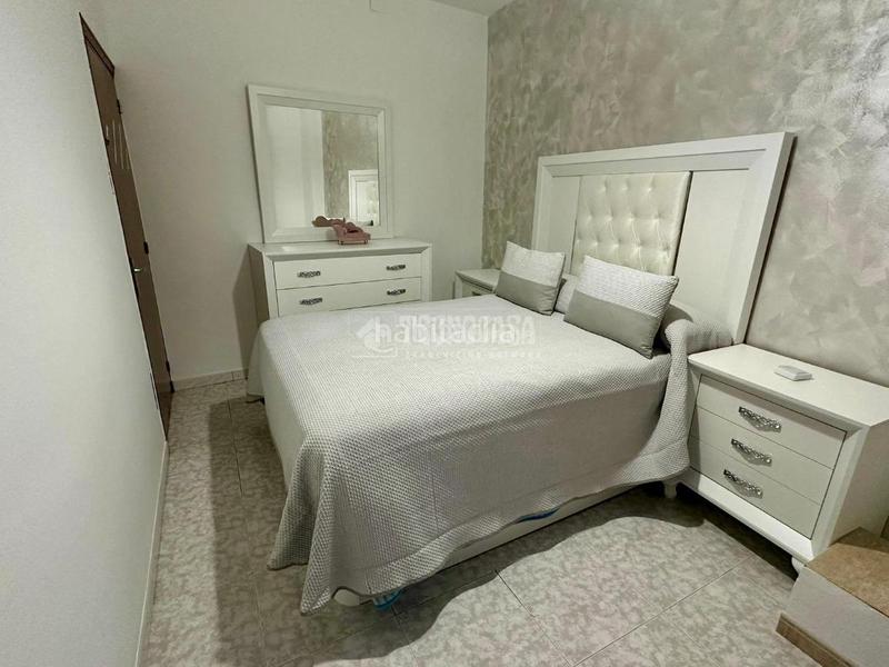 Foto dc827f65-8e48-4e33-a22c-9cf014d972cb. Casa  en venta en Jódar