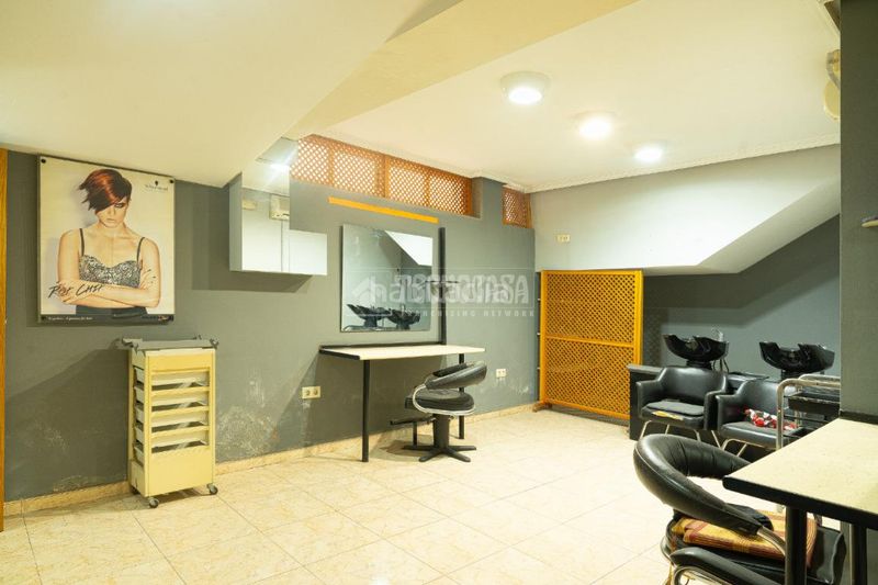 Foto 4d403293-861b-47bd-b79a-f31ba8d25a36. Local comercial amb calefacció a Jódar