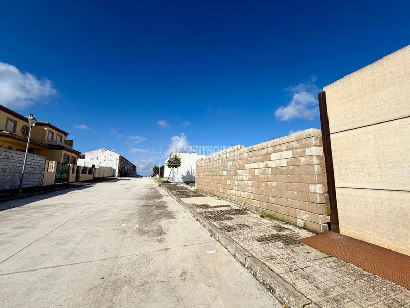 Foto 6d2e51f4-4f7d-42d7-8a14-bd55d7532f0f. Terreny residencial a Úbeda