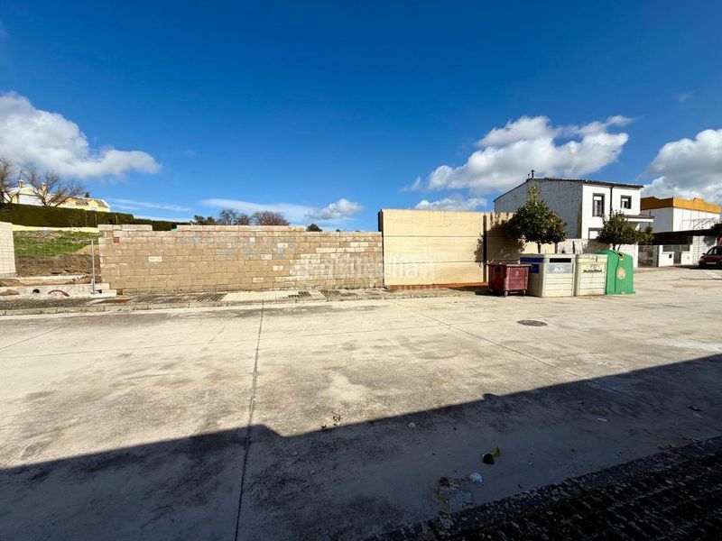 Foto b6a8aebe-3e21-4922-a2f7-5b04530913d1. Terreny residencial a Úbeda