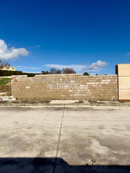 Foto c3d503ff-91c4-4443-b5ff-1ae1d70c9aa7. Terreny residencial a Úbeda