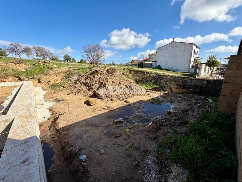 Foto d507d10c-8a85-4169-90a0-e209b9e24a1f. Terreny residencial a Úbeda