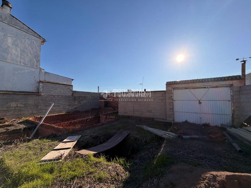 Foto be766f8a-2d7d-4ee8-9ef6-643ac8709d60. Terreny residencial a Úbeda