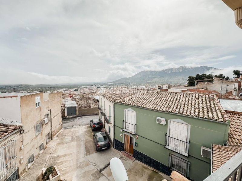 Foto d07162e0-dcf7-4ef4-acab-8191d09ea4dd. Casa aparellada a Jódar