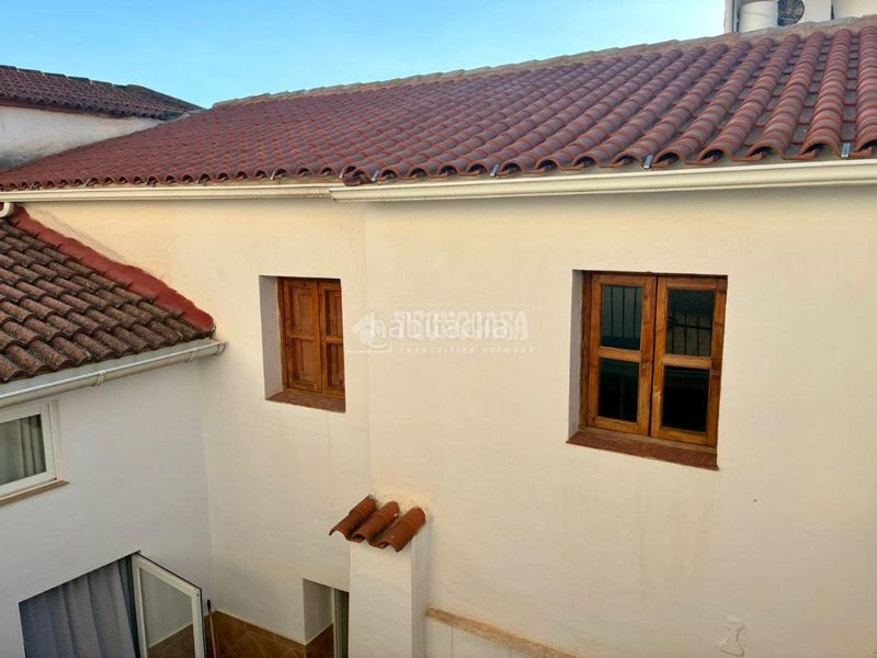 Foto 0f075cee-0959-4abe-b80f-711c9048acf1. Casa aparellada a Santo Tomé