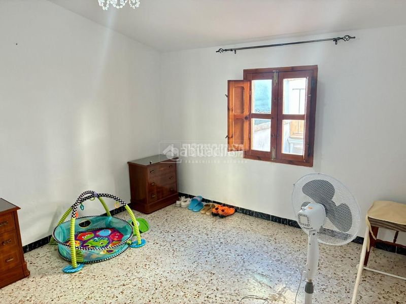 Foto 2e74c673-d21b-442e-abc0-d6552cc64d85. Casa aparellada a Santo Tomé