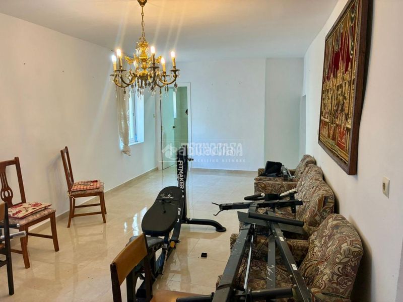 Foto 413ba825-73d9-4d5a-97e6-48168914b5ca. Casa aparellada a Santo Tomé