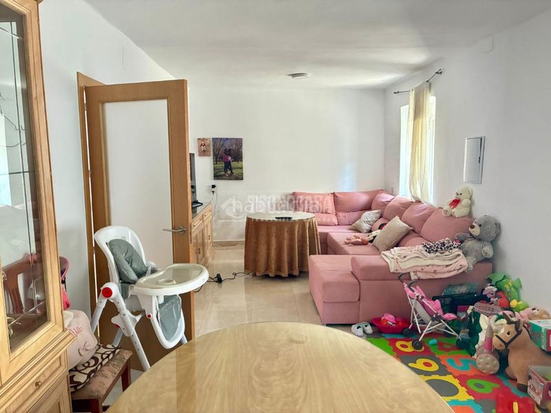 Foto 4e714172-8014-4068-ae6a-c62ca24405a3. Casa aparellada a Santo Tomé