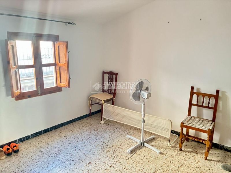 Foto 5cb871b1-1a9d-4f0c-bbef-1f69cf59d15f. Casa aparellada a Santo Tomé