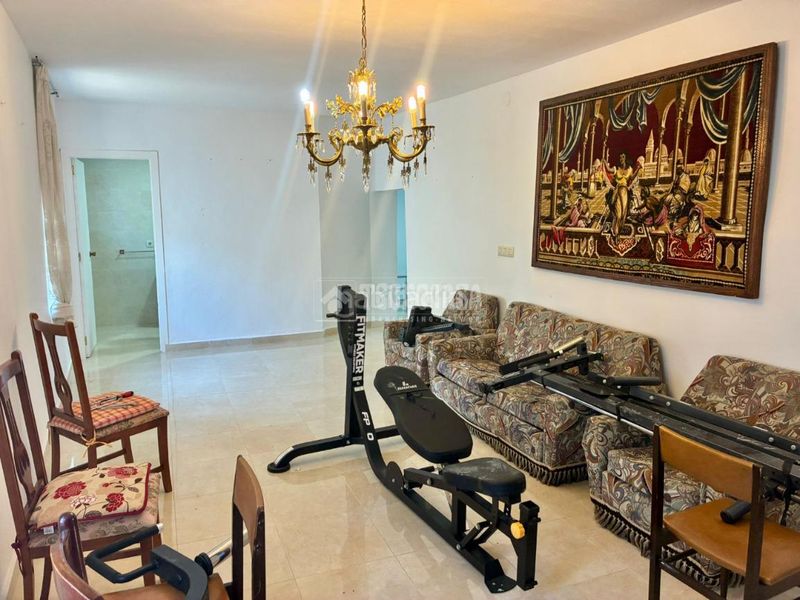 Foto aee83dbb-260d-4d1b-9f5c-efa497861236. Casa aparellada a Santo Tomé