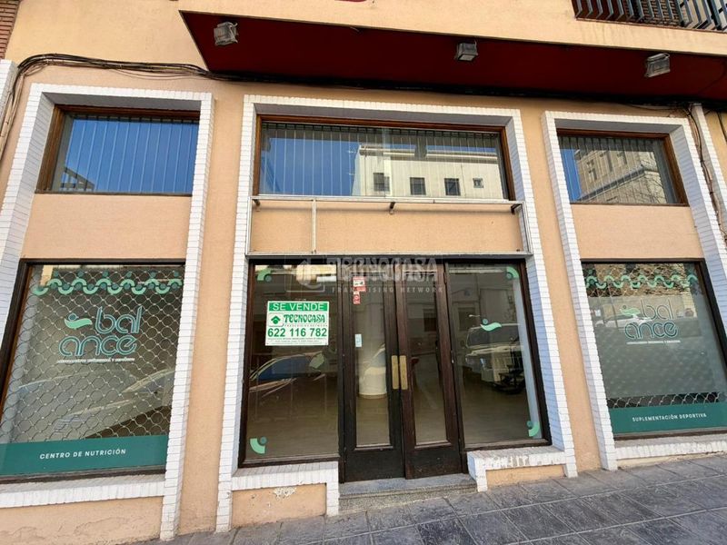Foto 72e3ec79-c9a8-4be7-bc38-8fe7cf360cf2. Local comercial amb calefacció a Úbeda