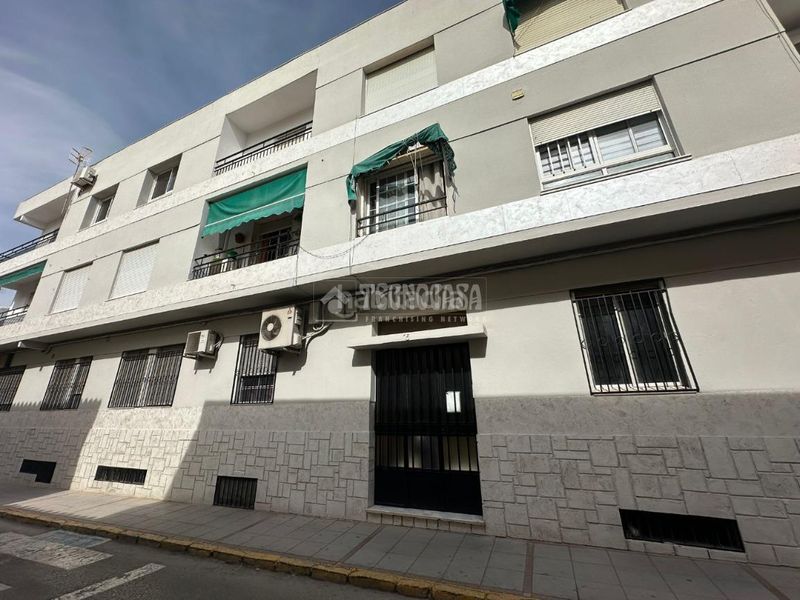 Foto 9cdab750-3252-4516-9ff0-4224fb10e119. Piso  en venta en Jódar